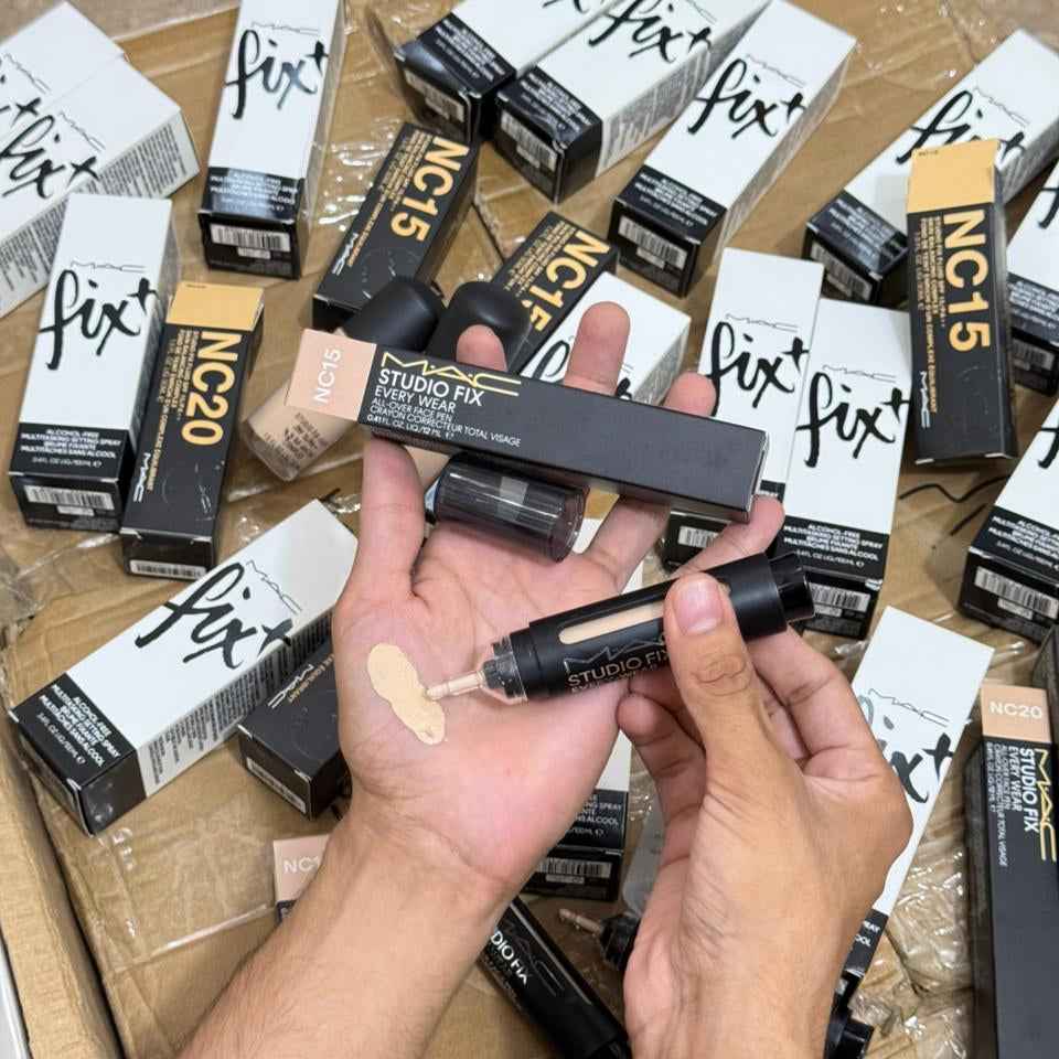 MAC Studio Fix Every-Wear All-Over Face Pen – Flawless Coverage
